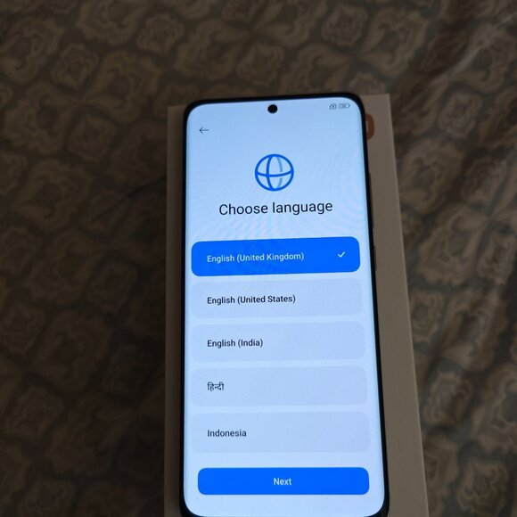 xiaomi mi 12 in purple used for a couple of months, updated to android 14 - Picture 5 of 5